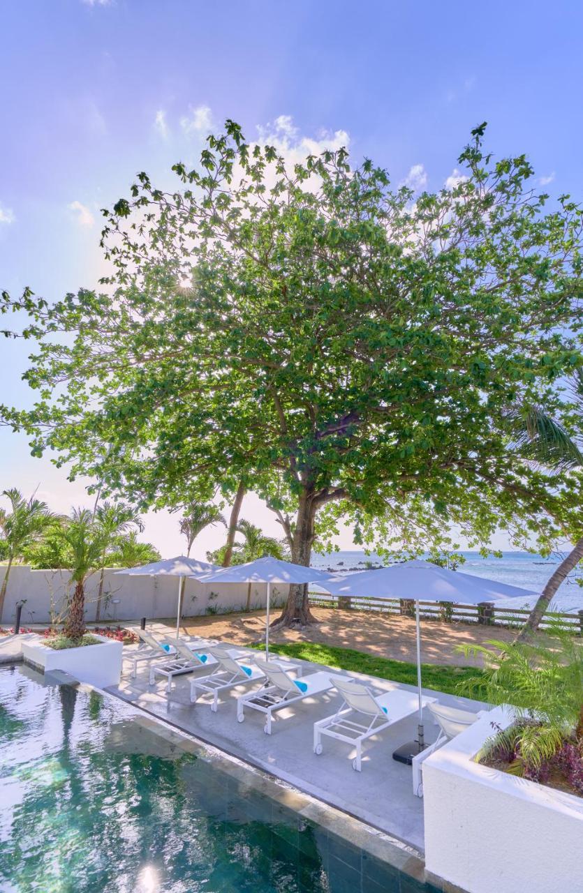 Les Estivales Beachfront Suites & Penthouses With Lov Trou aux Biches Exterior photo