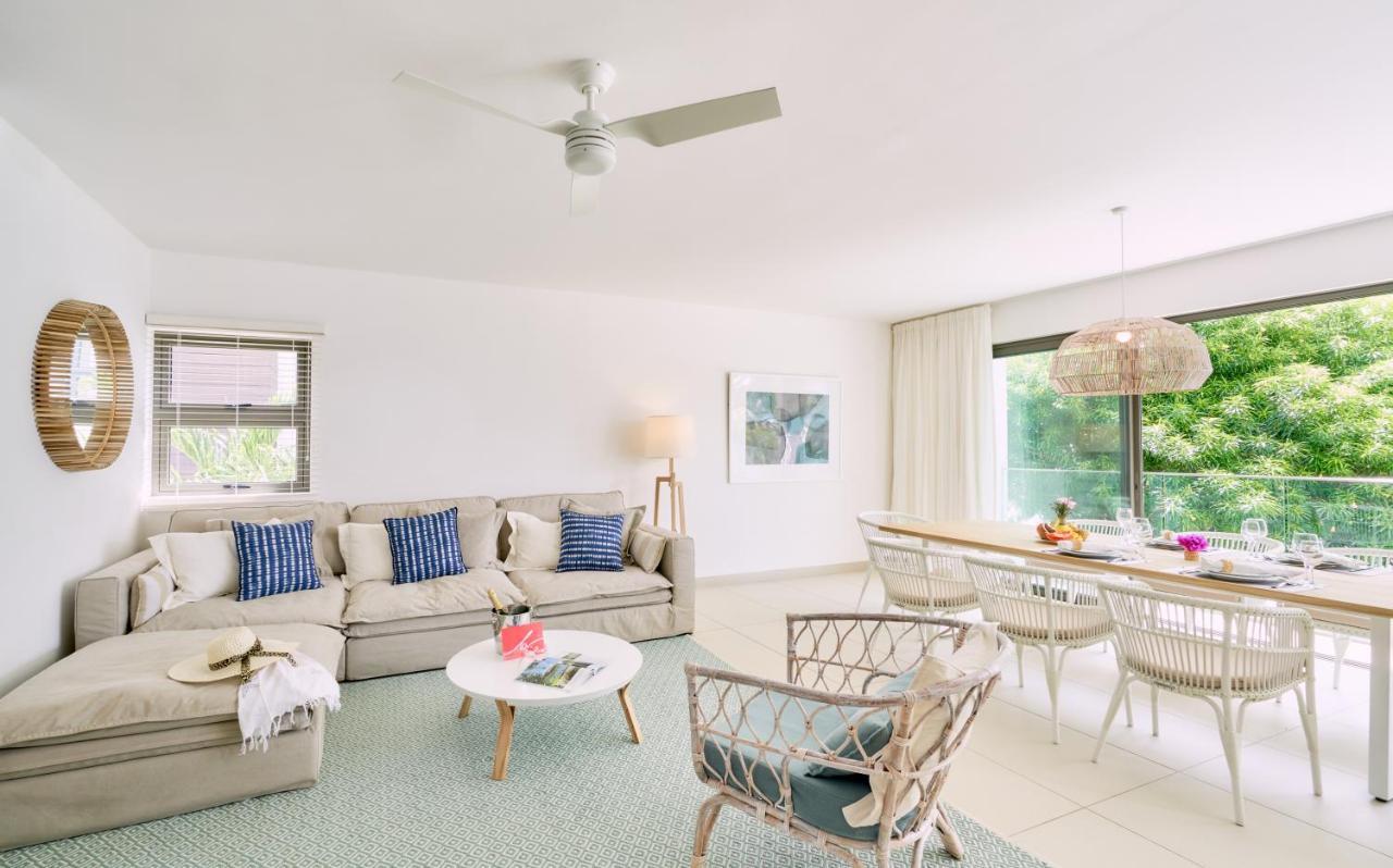 Les Estivales Beachfront Suites & Penthouses With Lov Trou aux Biches Exterior photo