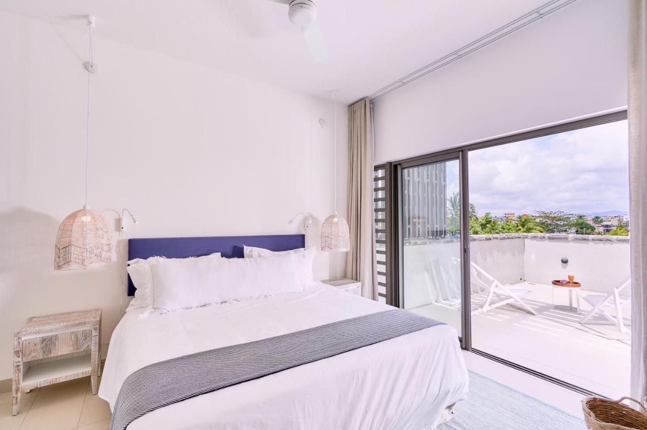 Les Estivales Beachfront Suites & Penthouses With Lov Trou aux Biches Exterior photo