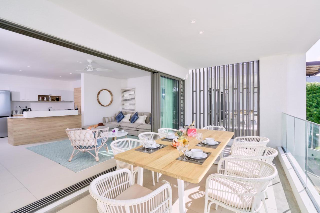 Les Estivales Beachfront Suites & Penthouses With Lov Trou aux Biches Exterior photo